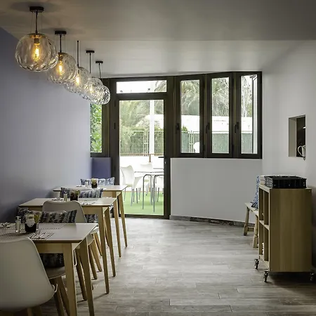 Boutique Calas De 4*