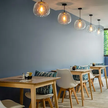 Boutique Calas De 4*